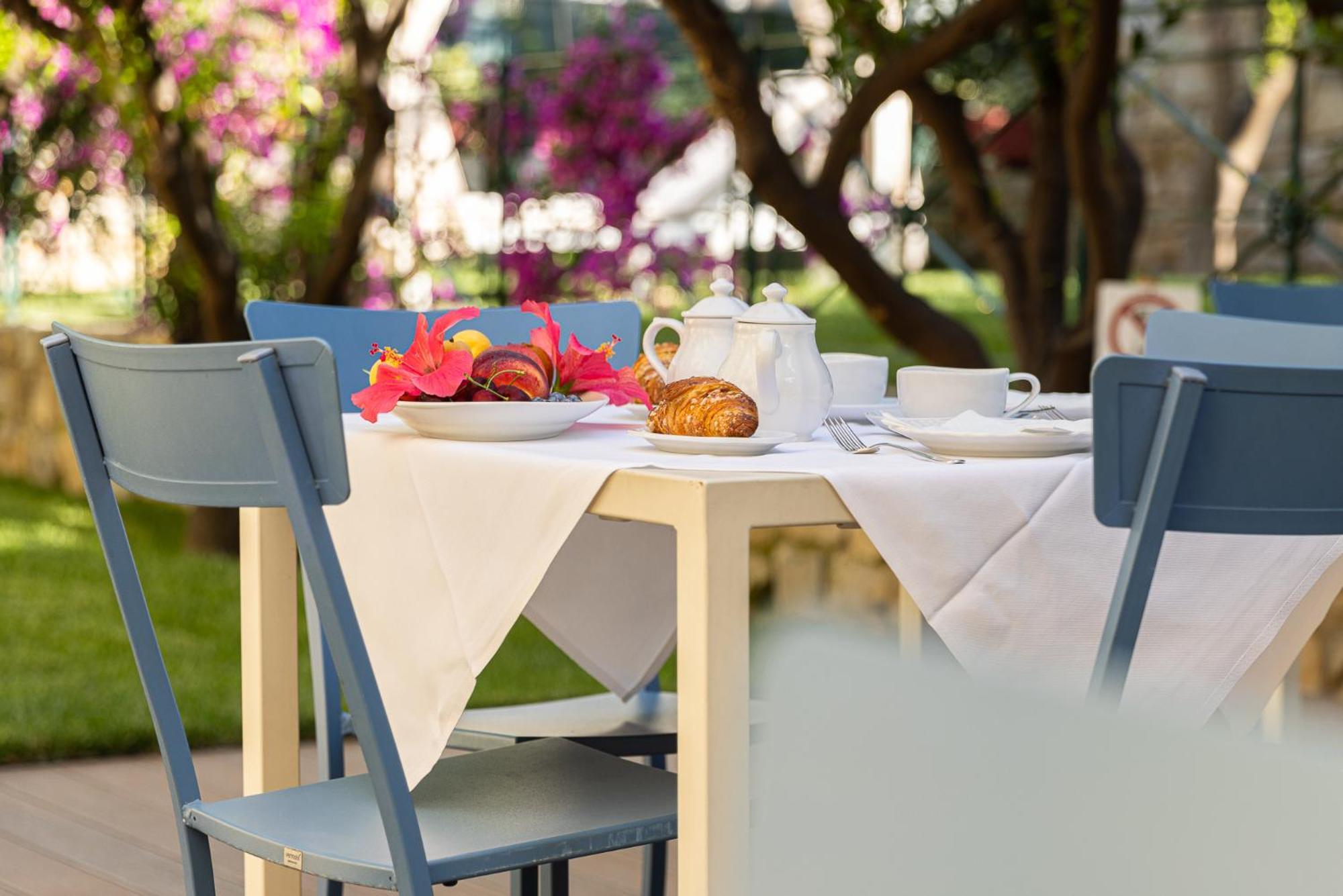 Hotel Villa Elisa & Spa Bordighera Exterior foto